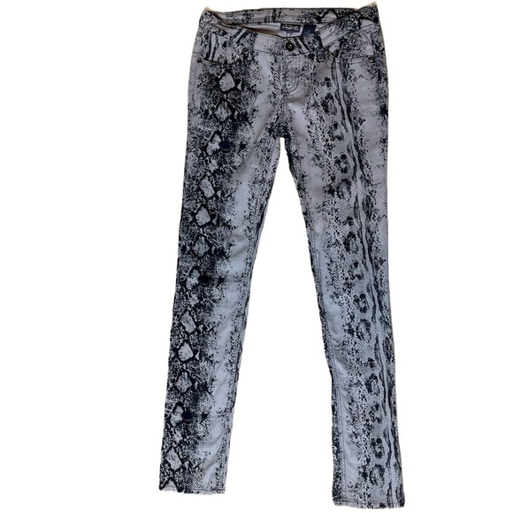 𝅺city STREETS GRAY AND BLACK SNAKESKIN SKINNY PANTS - Picture 1 of 4
